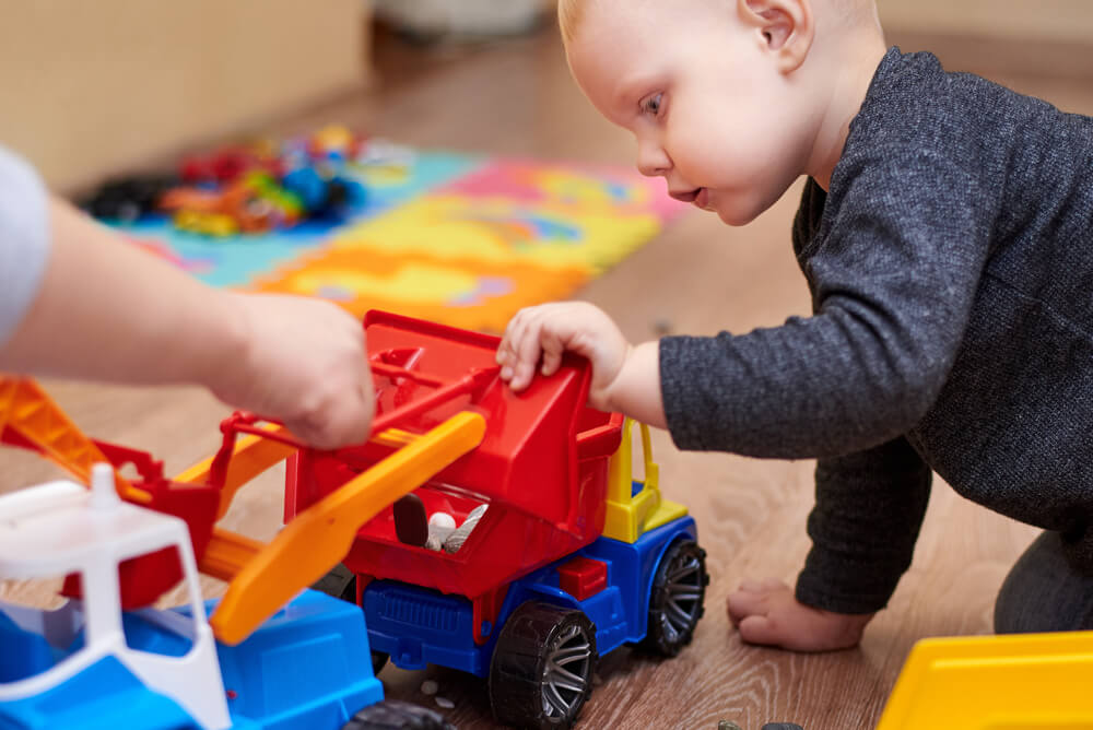 Best Educational Toys for 15-Month-Olds