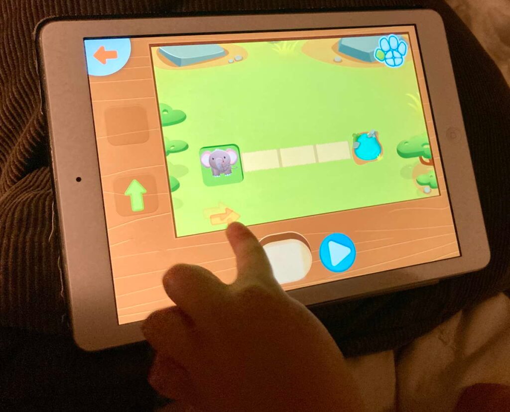 7 Best Apps To Teach Kids Coding (Ages: 4-7) – My STEM Toys